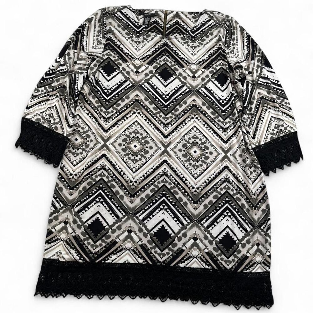 Alfani Women’s Dress Size L Black White Geometric Lace Trim Shift